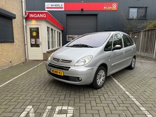 Citroen Xsara Picasso 2.0 automaat - ecc trekhaak in nette staat