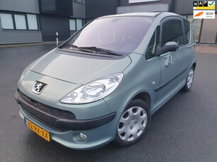 Peugeot 1007 1.4 Gentry