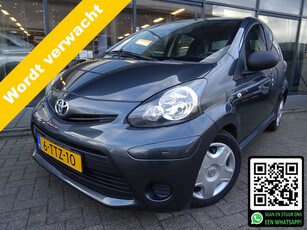 Toyota Aygo 1.0 VVT-i Now / AIRCO / 62.568 KM NAP !! / VIERSEIZOENEN BANDEN