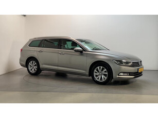 Volkswagen Passat Variant 1.6 TDI Highline LED Parkeersensoren Navigatie Climate Control