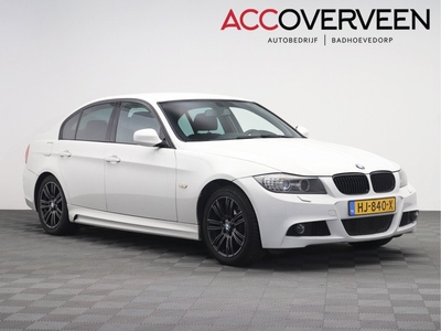 BMW 3-serie 318d Luxury Line | NAP NL Logisch | Leer | Trekhaak