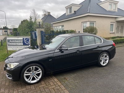 BMW 3-serie 320I EDE UPGRADE ED. Luxury Line Navi 17 Lm