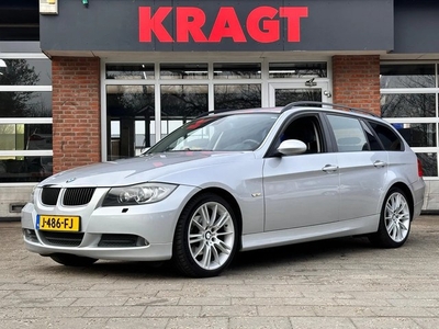 BMW 3 Serie Touring Executive 318i 143 pk - leder - xenon -