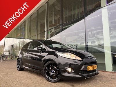 Ford Fiesta 1.6 Metal-135 PK BLACK&BLACK-LEDER