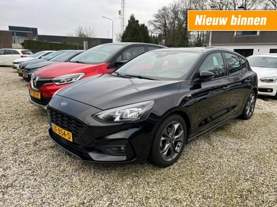 Ford Focus 1.0 EcoB. ST-Line,Navi Carplay,Airco,Lane Ass.,Cruise,PDC,Trekhk