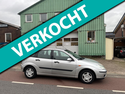 Ford Focus 1.6-16V Ambiente AIRCO* BLEUTOOTH* TREKHAAK