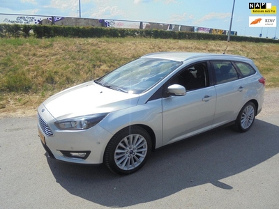 Ford Focus Wagon Ford focus 1.0 benzine staion airco ecc navigatie lmv eerste eigenaar