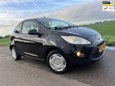 Ford Ka 1.2 titanium / 2009 145.000km nwe apk