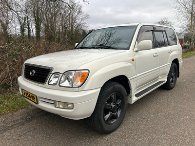 Lexus LX 470 -Toyota Landcruiser 100 8P