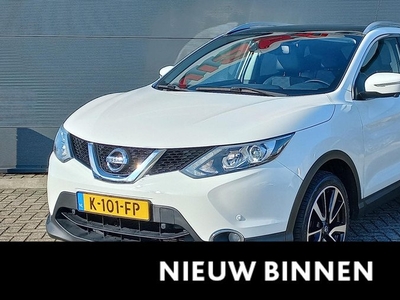 Nissan Qashqai 1.2 Premier Edition | Navigatie | Stoelverwarming | Panorama Dak | DAB | Dodenhoek detectie