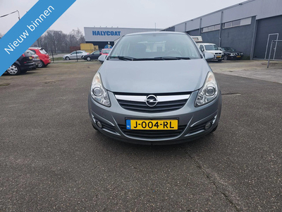 Opel Corsa 1.4-16V