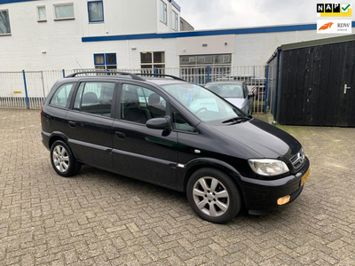 Opel Zafira 1.8-16V Maxx