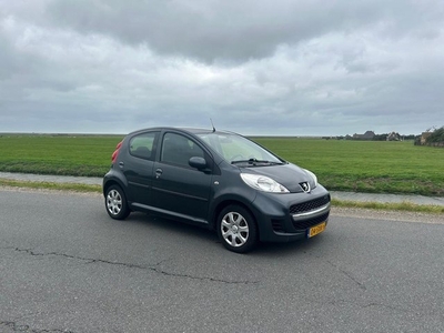 Peugeot 107 1.0-12V XS