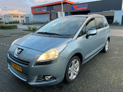 Peugeot 5008 1.6 THP Blue Lease Executive 7p.