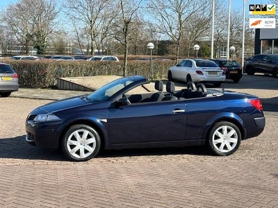 Renault Mégane Coupé-Cabriolet 1.6-16V Tech Line,bj.2007,kleur:blauw !! climate,APK tot 04/2025 en NAP met 211063 km.panoramadak.