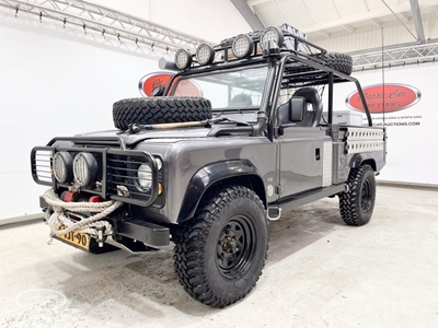 Rover Defender Land 200 TDI 'Tomb Raider replica' - ONLINE AUCTION