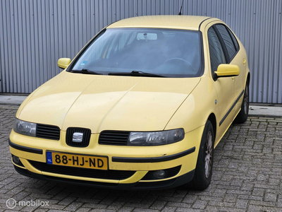 Seat Leon 1.6-16V Sport inruil koopje