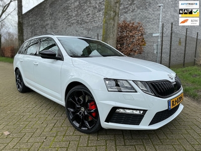 Skoda Octavia Benzine