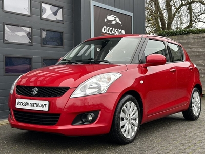 Suzuki Swift CLIMATE CRUISE CONTR / KEYLESS GO / LM VELGEN ...