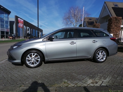 Toyota Auris Benzine