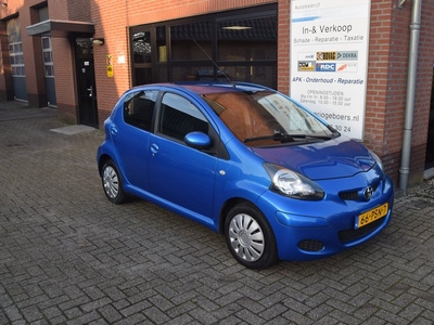 Toyota Aygo 1.0-12V 5 deurs, Comfort Navigator, airco