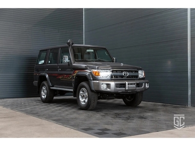 Toyota Land Cruiser Benzine