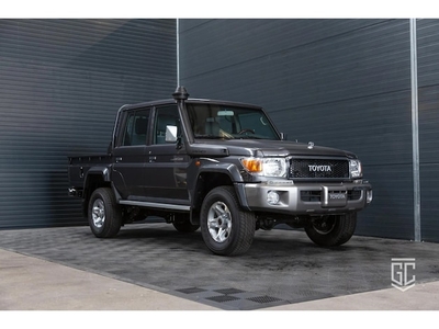 Toyota Land Cruiser Benzine