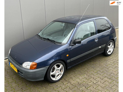 Toyota Starlet 1.3-16V onverwoestbare auto