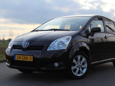 Toyota Verso 1.8 VVT-i Luna 7p. 129 PK | 7 PERSOONS | CLIMATE CONTROLE | CRUISE CONTROLE | TREKHAAK | LICHTMETALEN VELGEN |