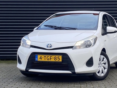 Toyota Yaris 1.5 Full Hybrid Aspiration | Automaat | Airconditioning | Achteruit rij camera | Cruise control | NAP