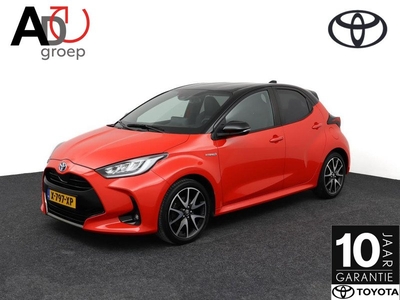 Toyota Yaris 1.5 Hybrid Executive Bi tone | Bi tone | Stuur en Stoelverwarming | Keyless open en start |