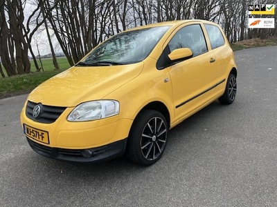 Volkswagen Fox 1.4 Knalgele/Airco/NWE APK