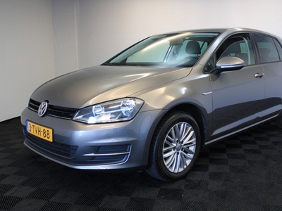 Volkswagen Golf 1.2 TSI CUP Edition | NL Auto | Navi | Trekhaak |