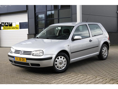 Volkswagen Golf 1.6-16V | VAN OMA GEWEEST!