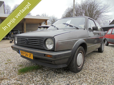 Volkswagen Golf 1.6 S