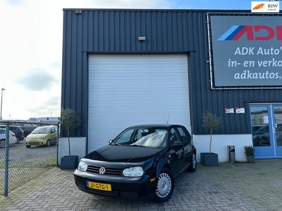 Volkswagen Golf 2.0 Highline STOELVERW/CRUISE/AIRCO/ELEK PAKKET