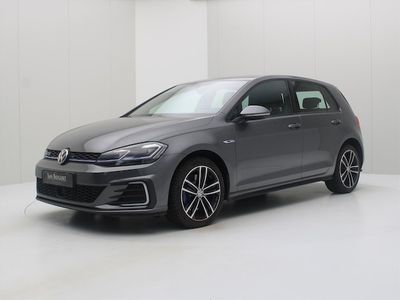 Volkswagen Golf Benzine