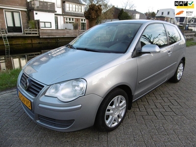 Volkswagen Polo 1.4-16V Turijn 75pk Airco Onderhoudshistorie Keurige auto