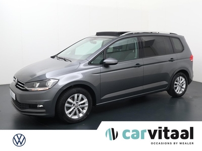 Volkswagen Touran 1.5 TSI Comfortline Business | 150 PK | Automaat | Trekhaak | Panoramadak |