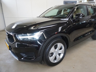 Volvo XC40 2.0 T4 Momentum Pro Leer