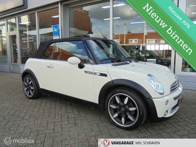 MINI Cooper 1.6 Cooper Sidewalk