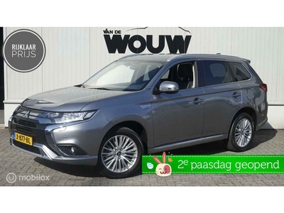 Mitsubishi Outlander 2.4 PHEV Apple Carplay/Android auto | Afn. Trekhaak | Parkeersensoren Voor