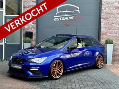 Seat LEON 2.0 TSI CUPRA 300 4Drive PANO SCHAAL ACC LANE