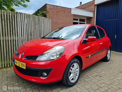 Renault Clio 1.4-16V Dynamique Luxe