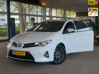 Toyota Auris Touring Sports 1.8 Hybrid|2e eig|Cruise|Camera|Lage km|Vol historie|Zeer nette auto|Recent GR beurt gehad|Hybrid