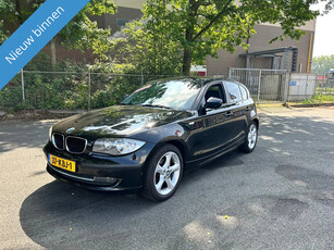 BMW 1-serie 116i Business Line ZEER NETTE AUTO RIJD EN SCHAKELT TOP