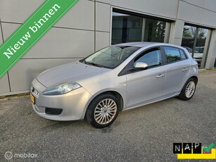 Fiat Bravo 1.4 Dynamic Airco/Navigatie/Bluetooth/Trekhaak