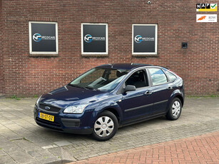 Ford Focus 1.6-16V Champion / NAP / NIEUWE APK / AIRCO