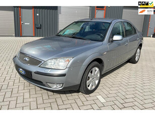 Ford Mondeo 1.8-16V Futura *NIEUWE APK T/M 27-05-2025*