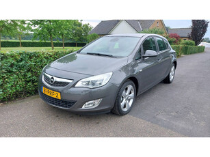 Opel Astra 1.4 Turbo Edition AIRCO BJ 2011